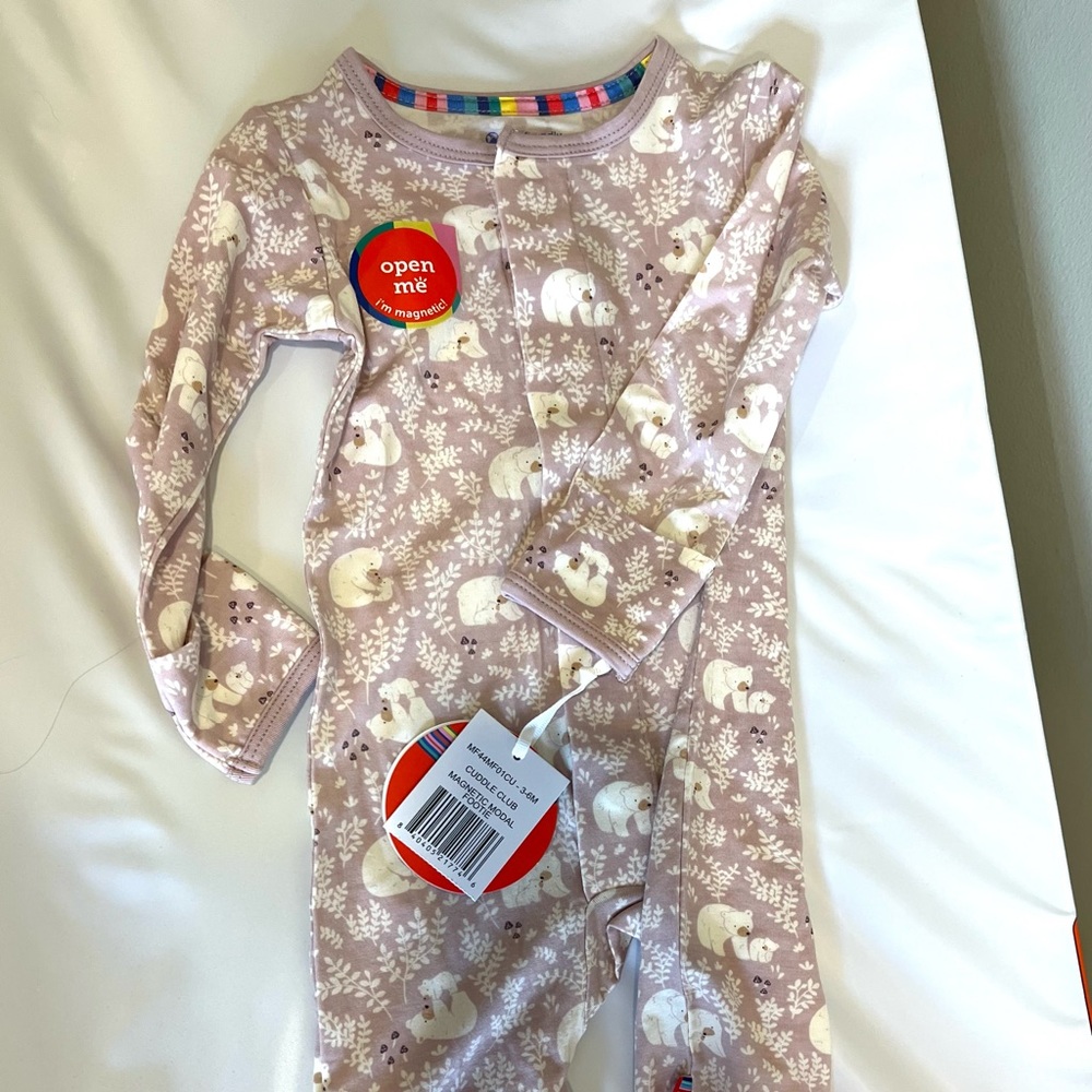 Magnetic Me size 3-6M